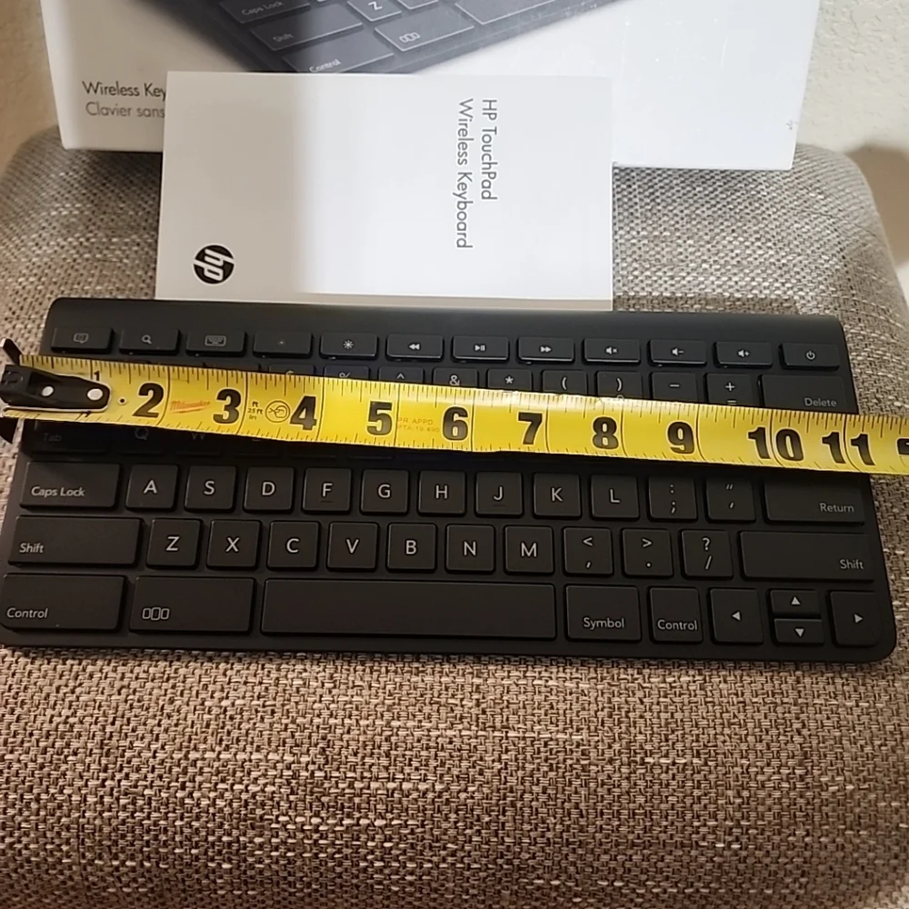 HP Touchpad Wireless Bluetooth Keyboard FB344AA#AC3 Black